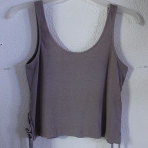 Mauve Crop tank top side details